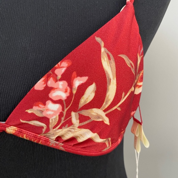 Chelsea & Violet Red Floral Swimsuit Top Large - Picture 4 of 8